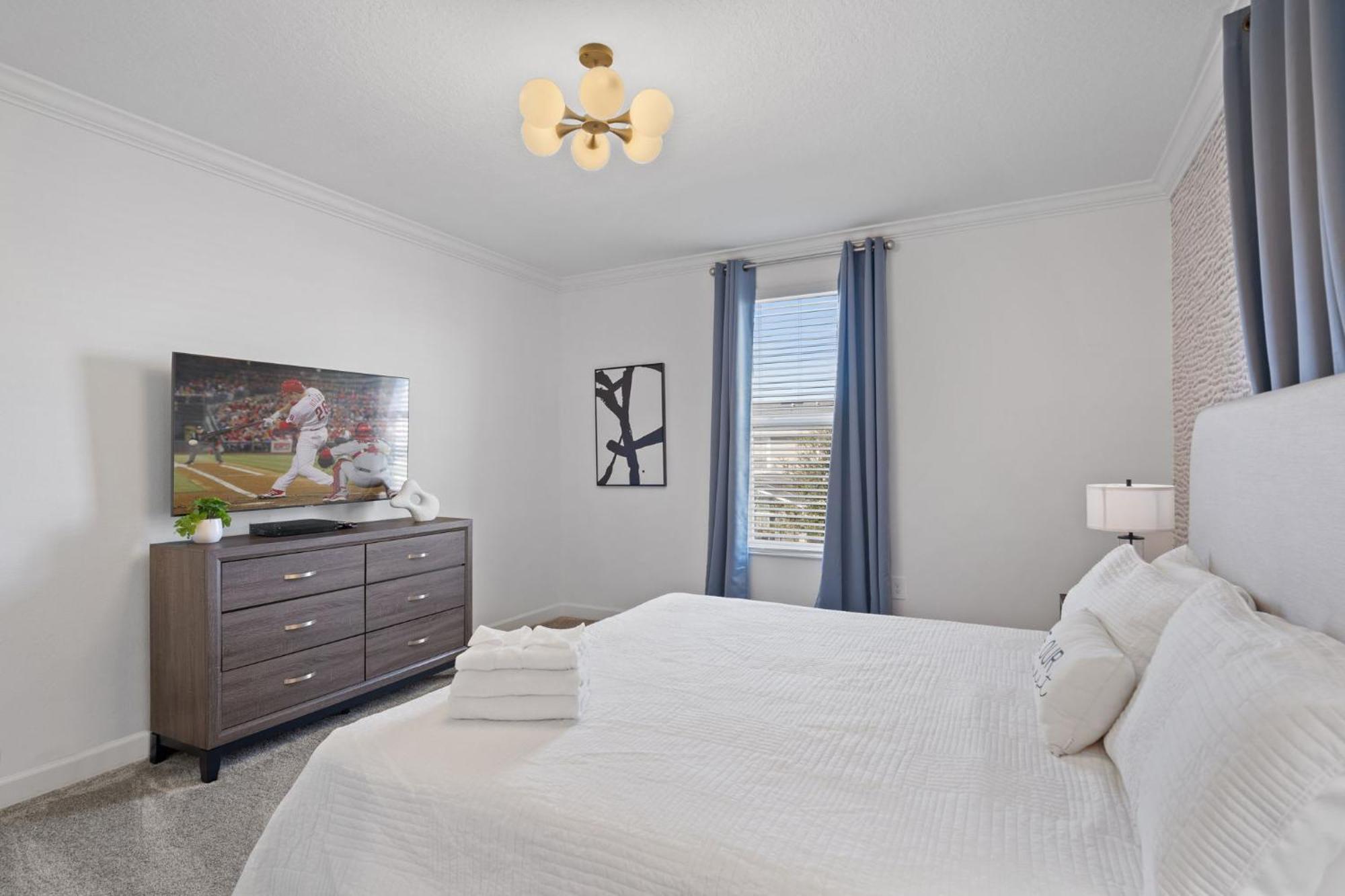 Beautiful 5bedroom House Close To 8943 Ferienhaus